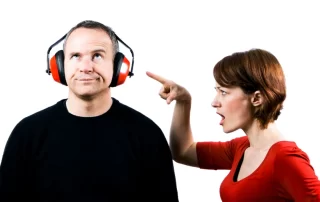 communication_tools_couples_fighting